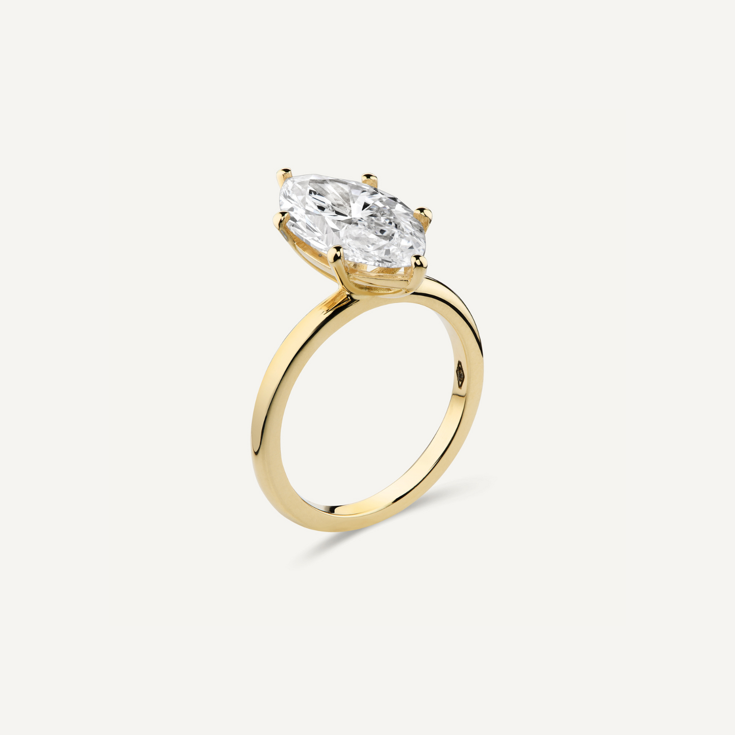 Solitaire marquise ring (4.04ct)