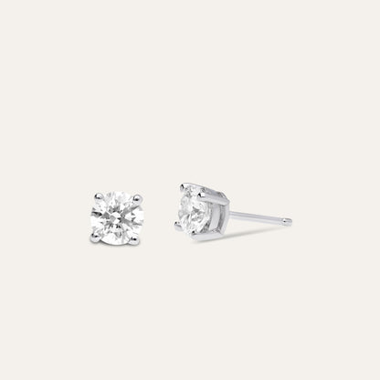 Solitaire stud round brilliant (1.63ct)