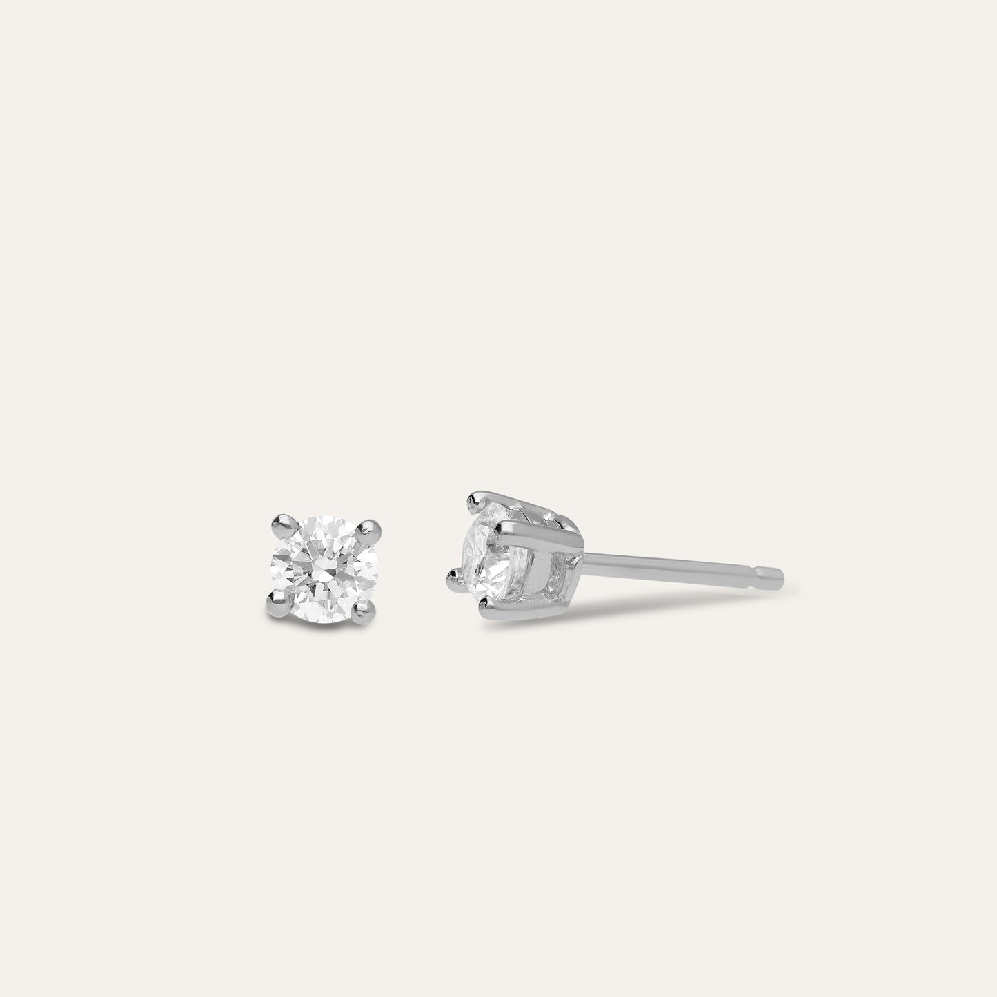 solitaire stud round brilliant (0.54 ct)