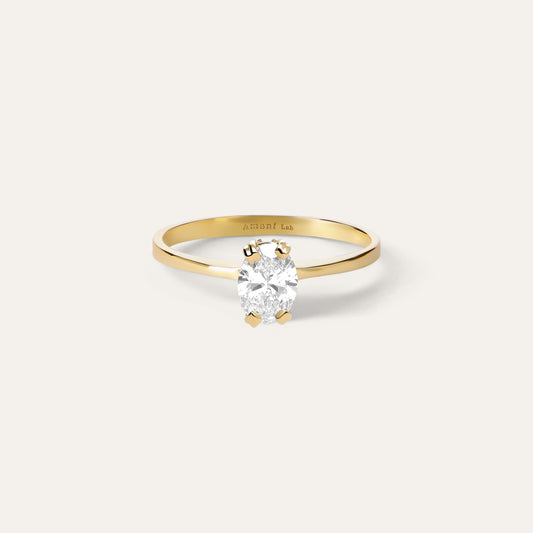 Classic oval engagement ring (0.42 ct)