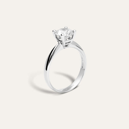 Classic round engagement ring (1.53 ct)