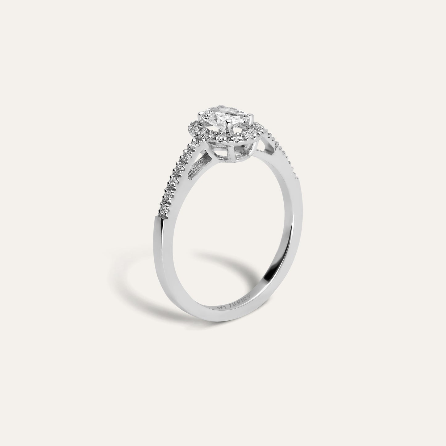 Classic oval engagement ring with halo (0.42 ct)